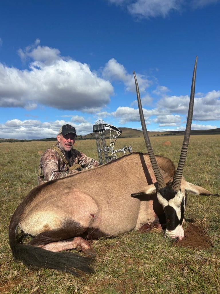 bow hunting oryx